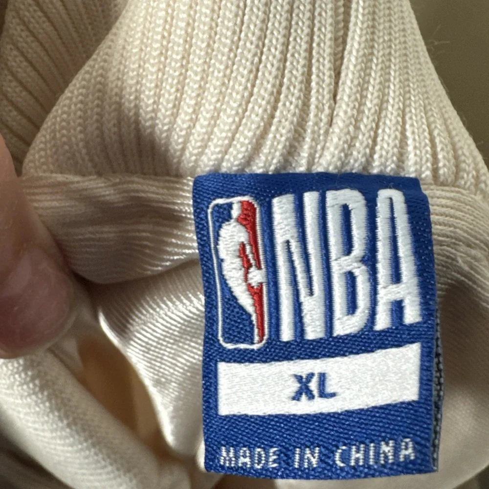 NBA Trainer‎ Shorts Above The Knee Men's Off White Size XL NWT Basketball